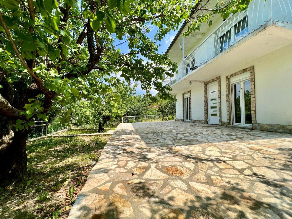 Guest House Ivano Mostar Kültér fotó